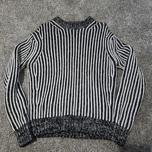 Elizabeth and James Black & White Striped Chunky Knit Pullover Sweater XS